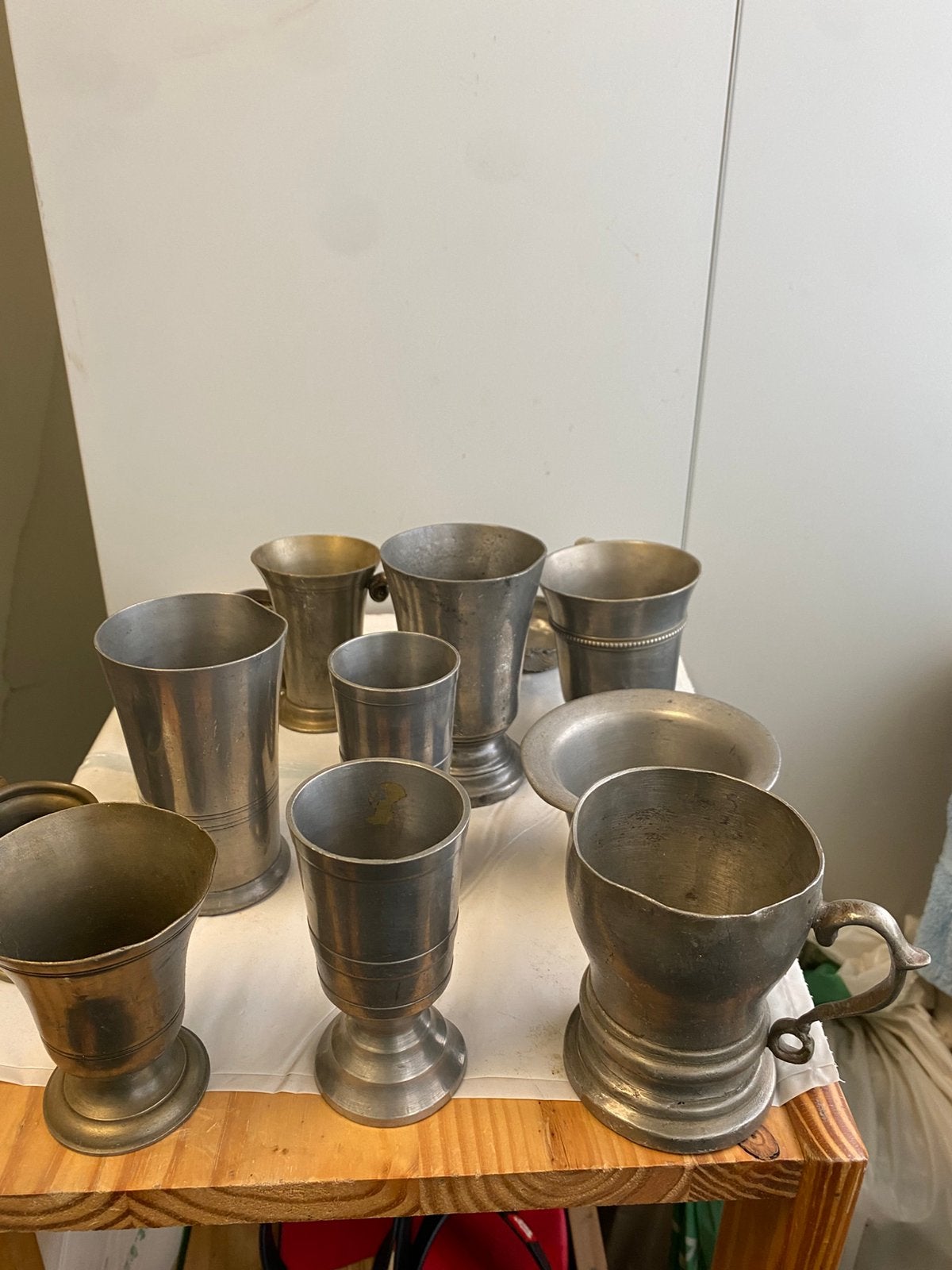 Vintage tinnen mokken en bekers, Ophalen
