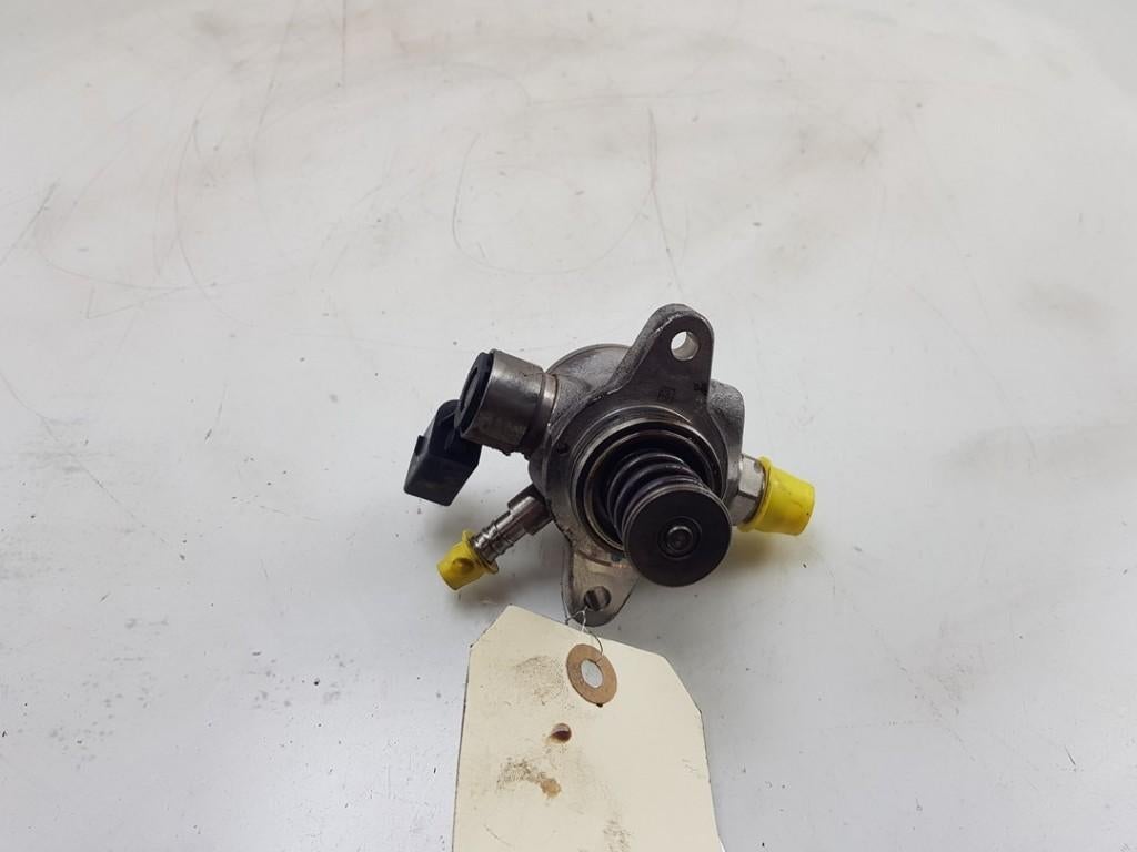 POMPE CARBURANT MECANIQUE Volkswagen Polo VI (AW1), Dhr. J. Ham, Volkswagen, Administratie@autoham.nl, Utilisé