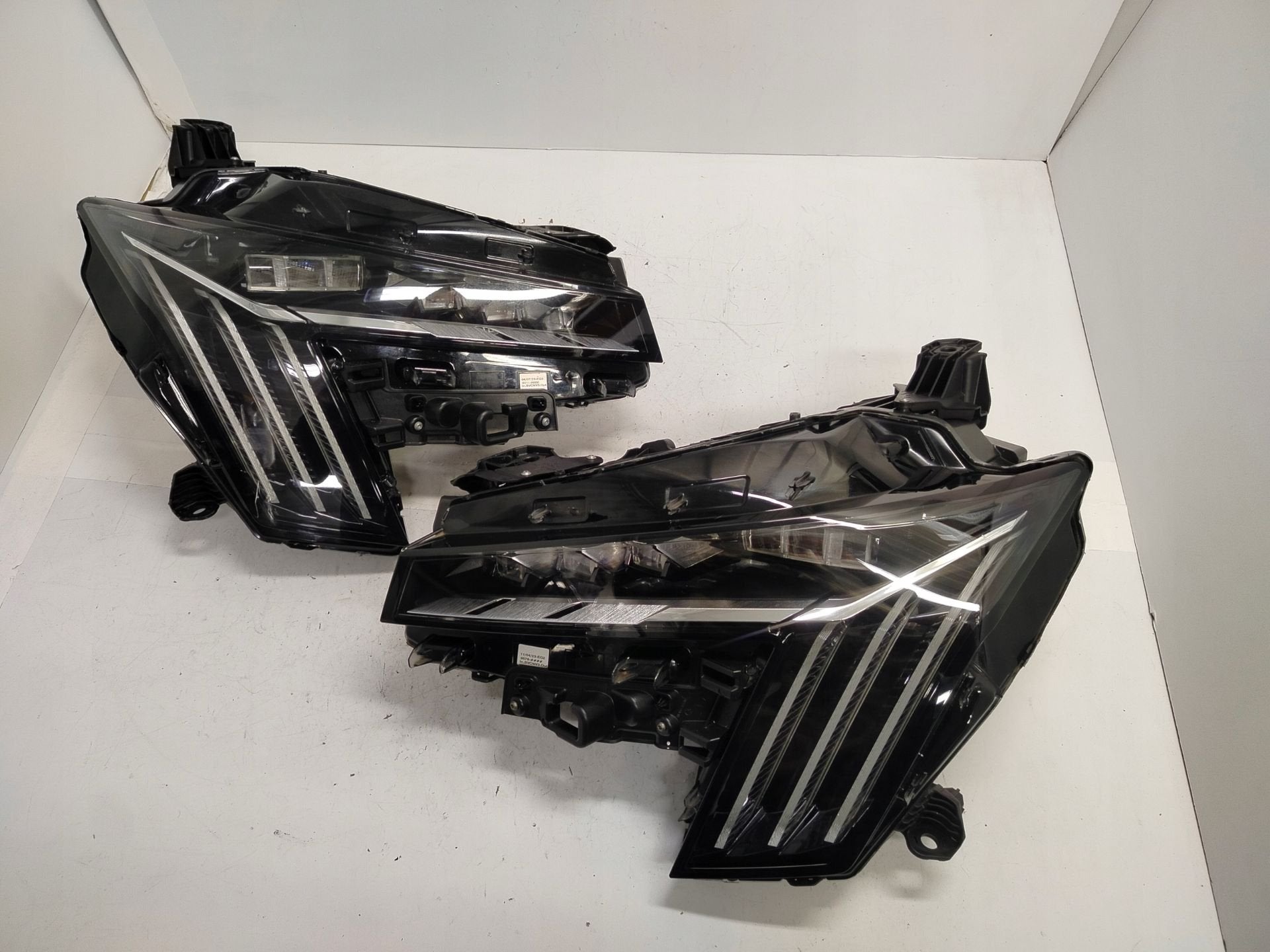 Peugeot 508 II lift Koplamp Links 9848662980, Taurusavenue 1
2132 LS  Hoofddorp, NL, Gebruikt, Contact.group@renault.com, Stellantis N.V.