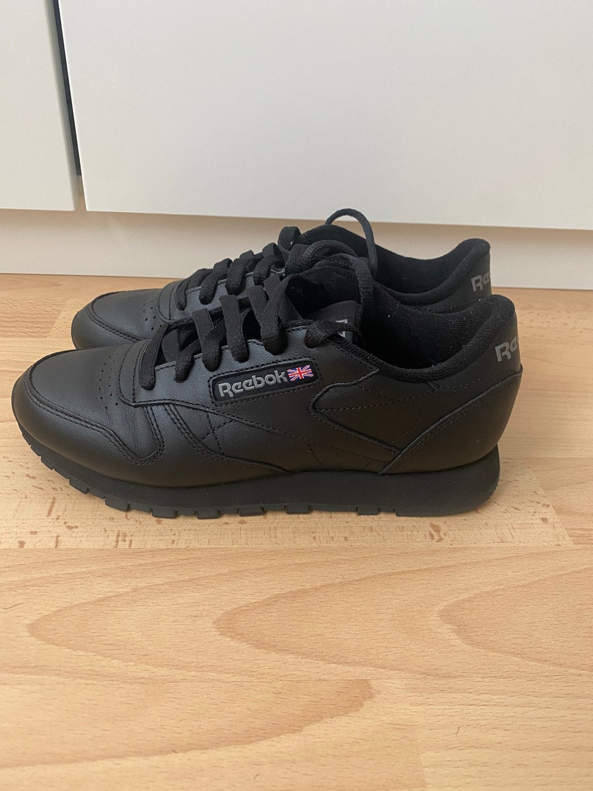 Zwarte sneakers Reebok, Zwart, Ophalen of Verzenden, Zo goed als nieuw, Sneakers