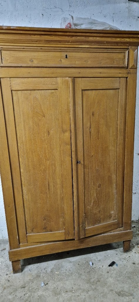 Armoire ancienne, Enlèvement