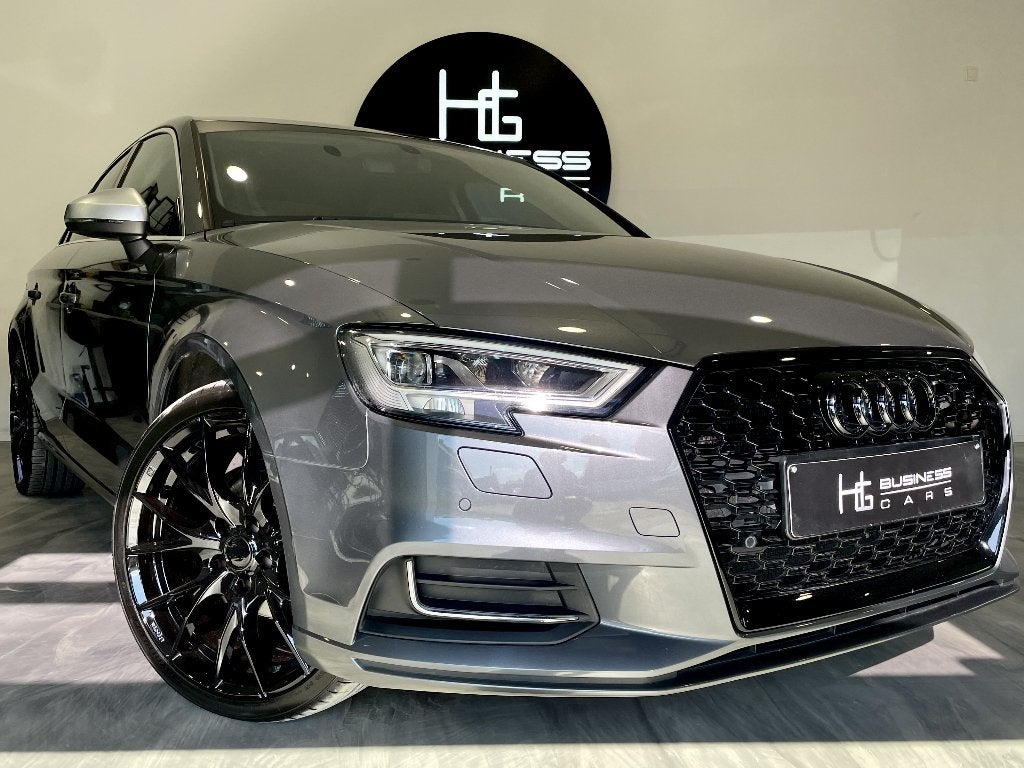 Audi A3 1.4 TFSi/ BERLINE/ S-TRONIC/ PACK SPORT/ SHADOW LOOK, Auto's, Audi, 4 deurs, 4 cilinders, Leder en Stof, https://public.car-pass.be/vhr/7e7d2536-6c54-41c2-b269-dbf7a14ce2cf