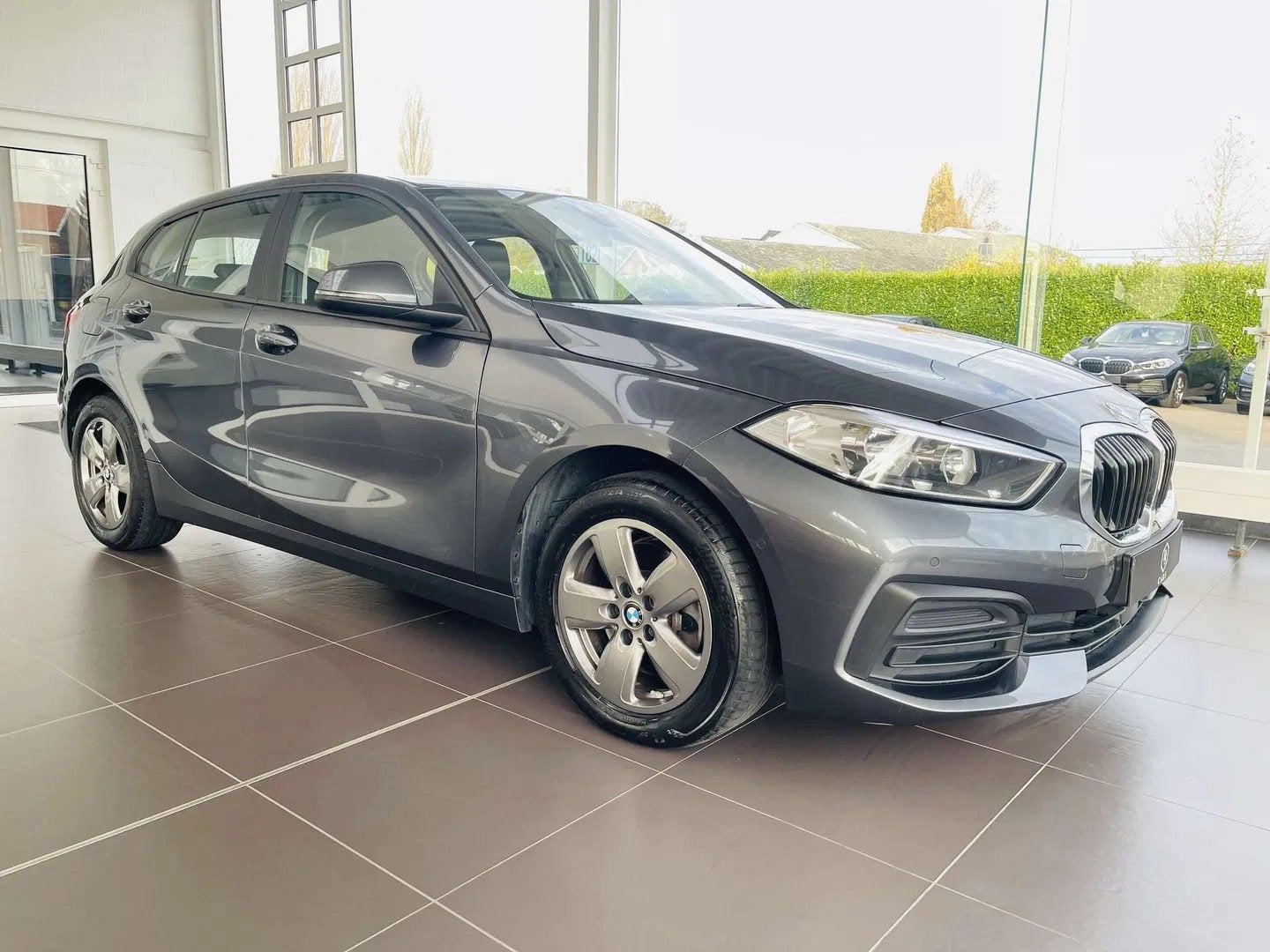 BMW 1 Serie 118 iA * GARANTIE + GPS + CUIR * (bj 2020), Auto's, BMW, Automaat, 1 Reeks, Gebruikt, Leder
