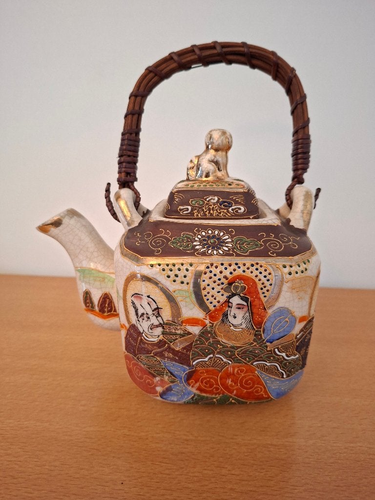 Japanse Satsuma theepot, Antiek en Kunst, Ophalen