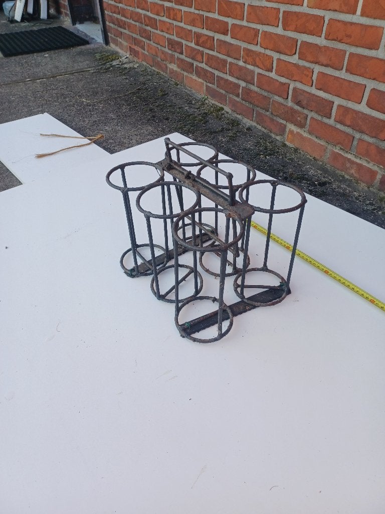 Smeedijzeren / metalen flessenmand voor 6 flessen, Ophalen, 5 tot 15 flessen, Zo goed als nieuw, Metaal