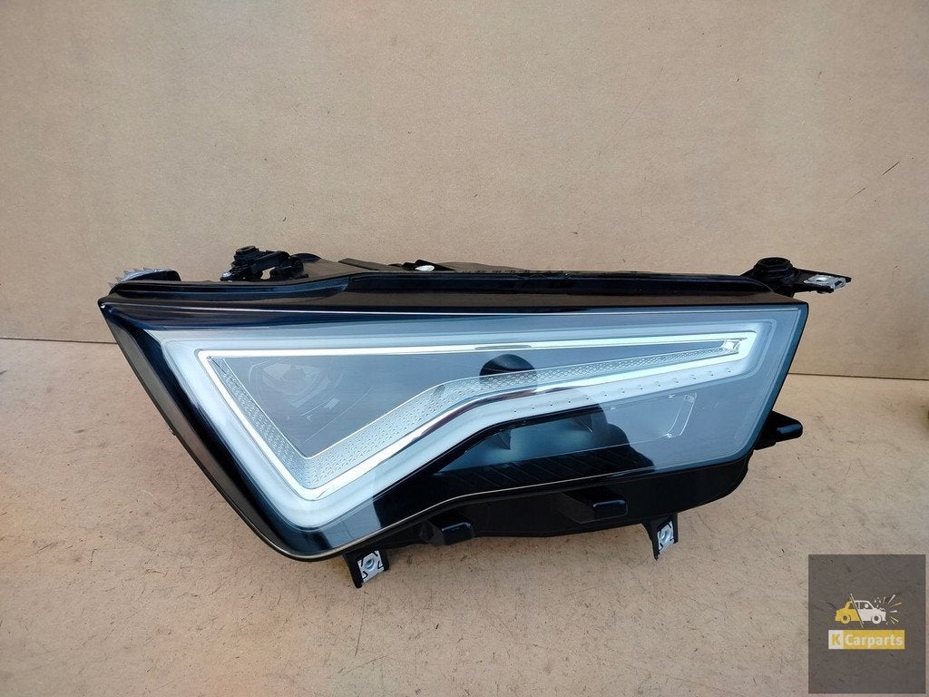 576.941.032.B, Seat Ateca Lift Full Ledlamp rechts, Gebruikt, Autovia A-2, Km 585 585
08760  Martorell, ES, SEAT S.A., Customercare@seat.es