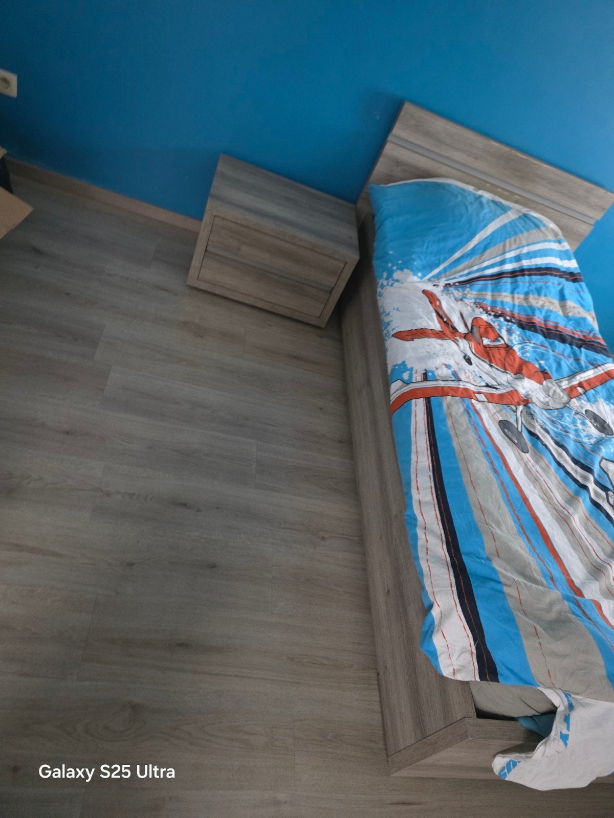 volledige 1 persoon slaapkamer in prima staat, Huis en Inrichting, Ophalen, Gebruikt, Eenpersoons, Modern