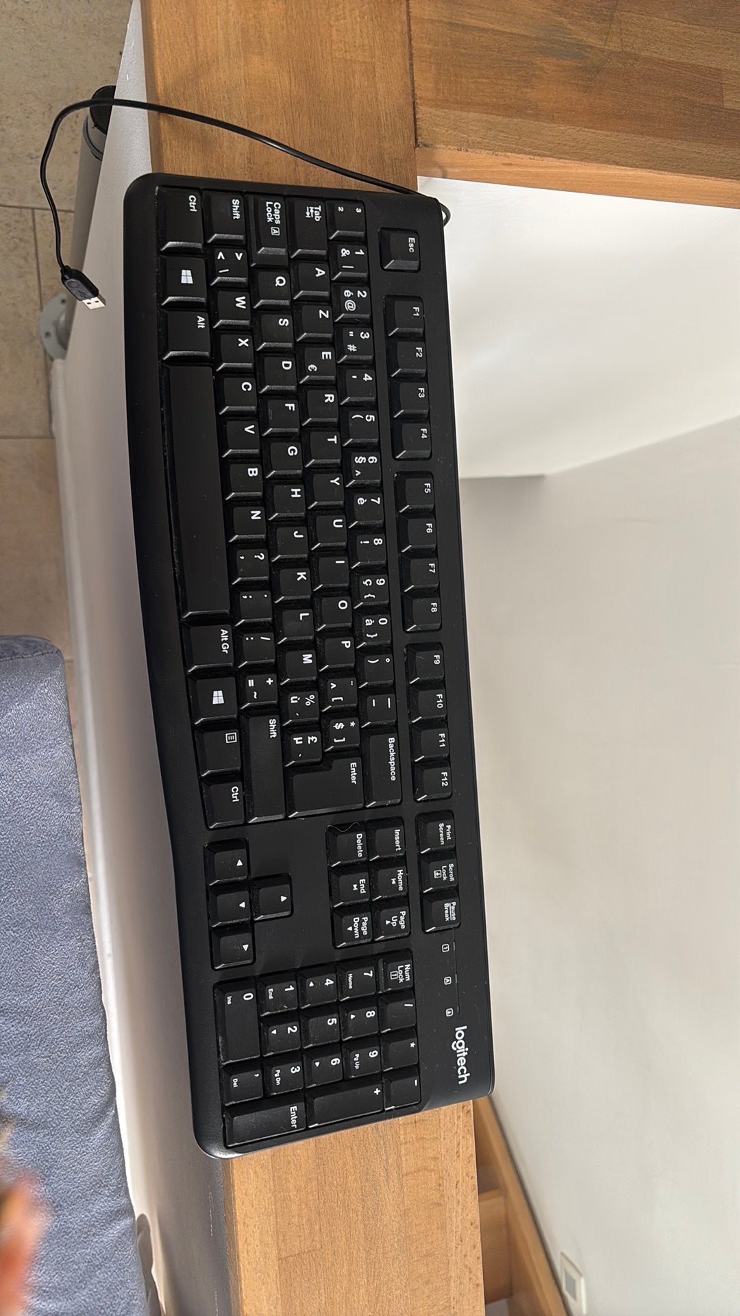 Clavier Logitech, Informatique & Logiciels, Enlèvement, Azerty, Utilisé