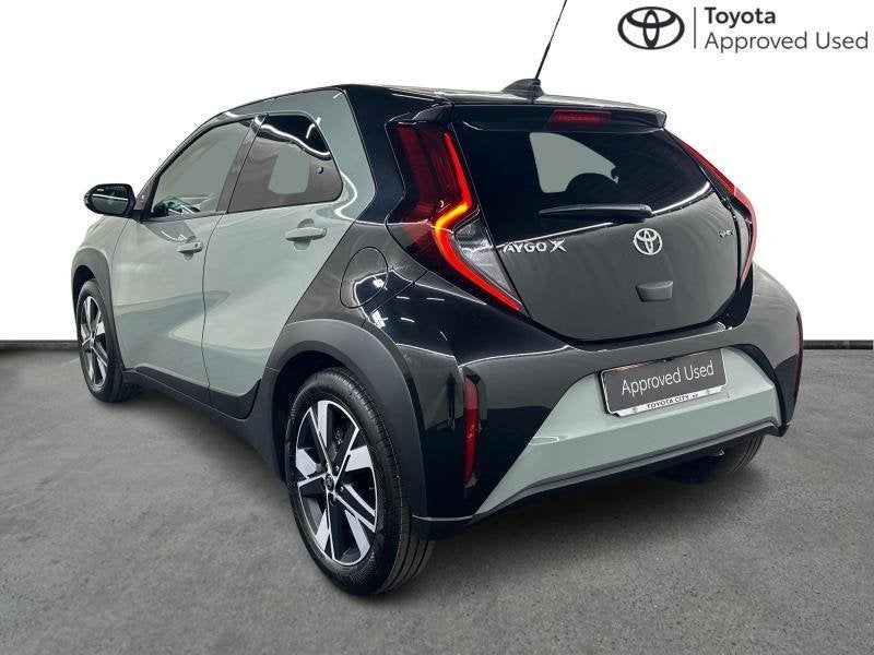 Toyota Aygo 116hp HEV Pulse | carplay, Autos, Euro 6, Noir, 5 portes, Automatique