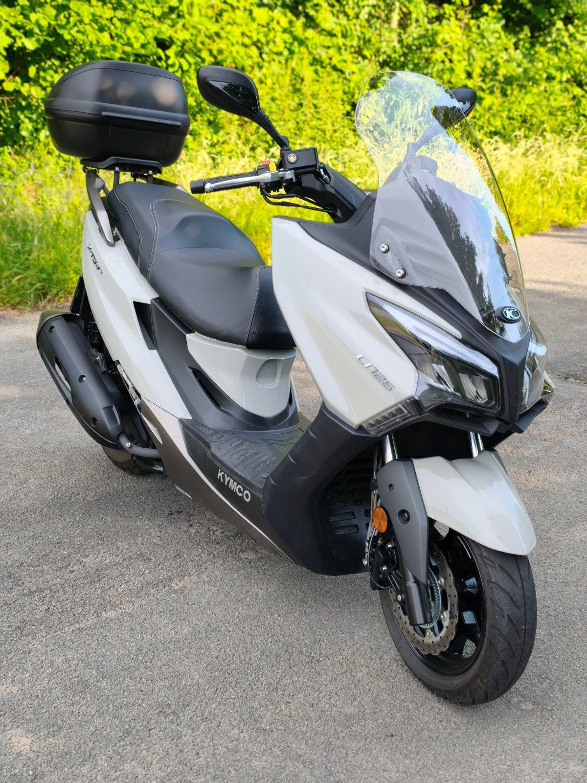 Vends scooter kymco 125cc x-town city comme neuf!, Ophalen of Verzenden