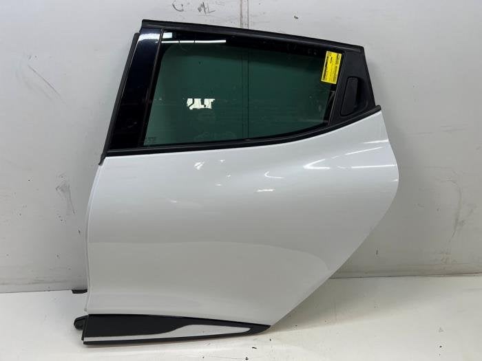 Portier 4Deurs links-achter van een Renault Clio (OV369), Gebruikt, -, -, Ophalen of Verzenden