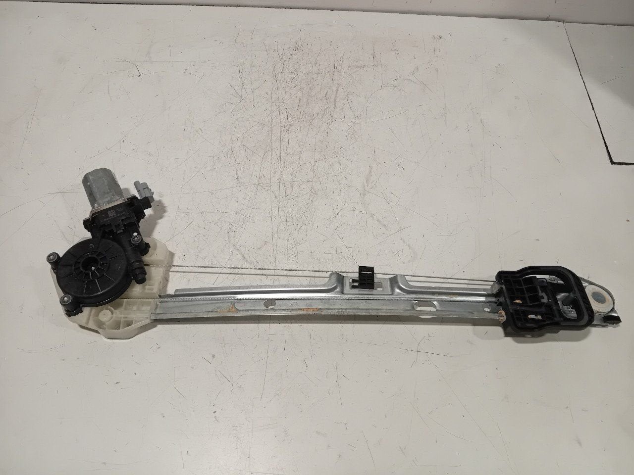 Raammechaniek elektrisch links achter Citroën C3, Onderdelen@venauto.nl, Van der Ven Autorecycling B.V., Gebruikt, Ettenseweg 76, 4706 PB Roosendaal, The Netherlands
