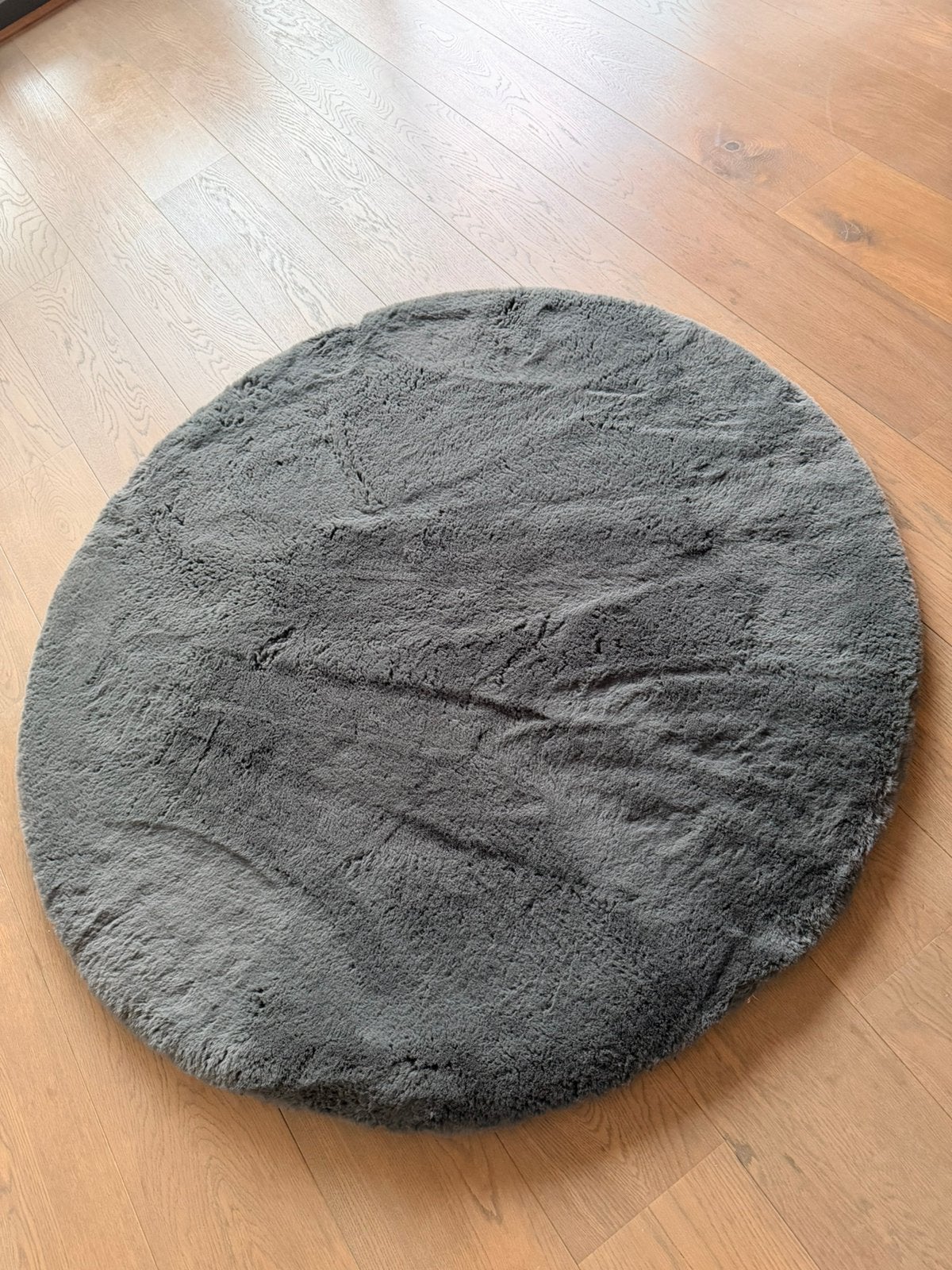 Fluffy Carpet grey 120 cm diameter, Ophalen, Zo goed als nieuw
