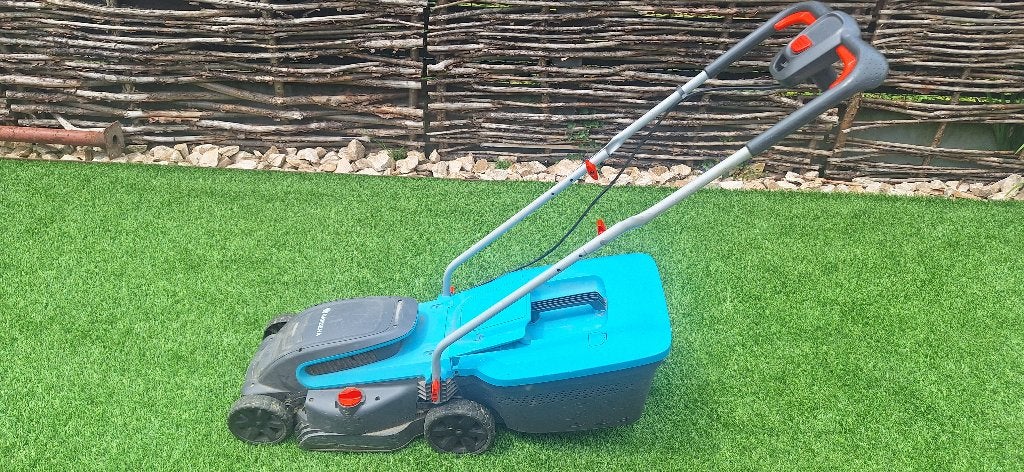 Kleine grasmaaier, Tuin en Terras, Ophalen, Gebruikt, Elektrische grasmaaier, Opvangbak