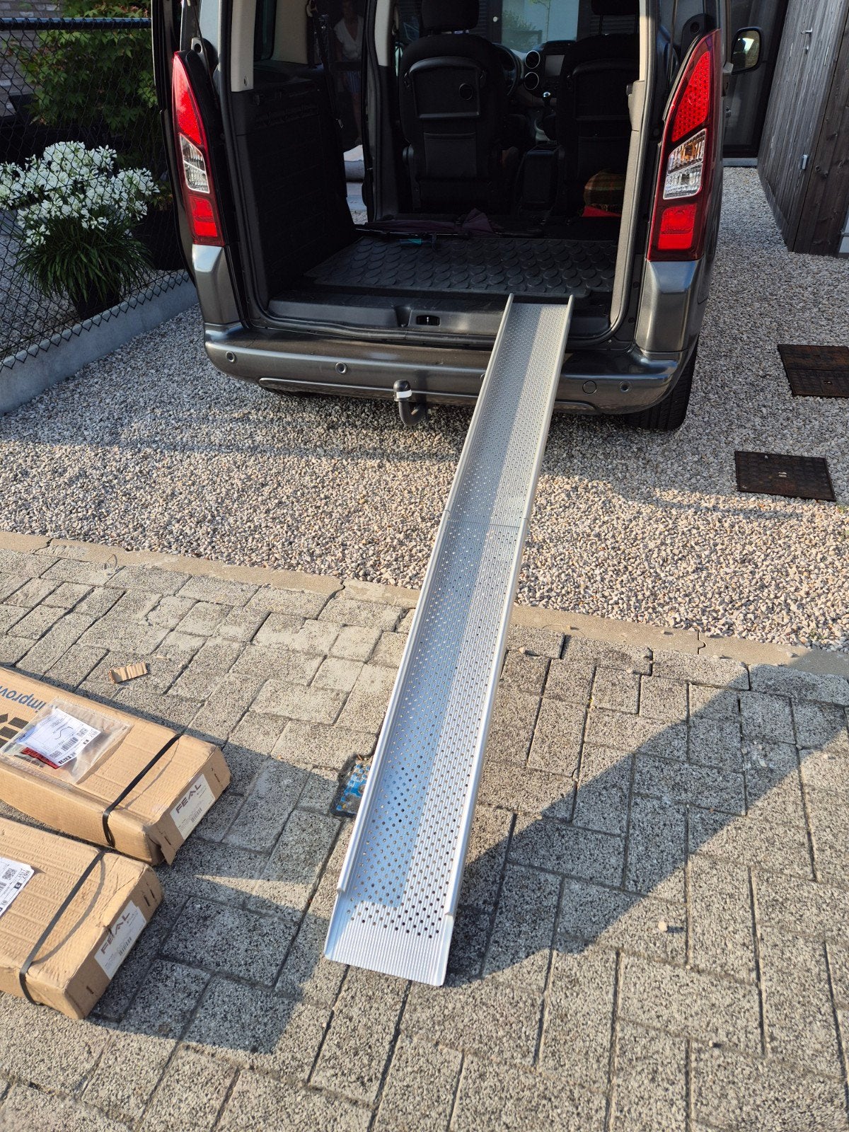 Oprijplaten, Ophalen