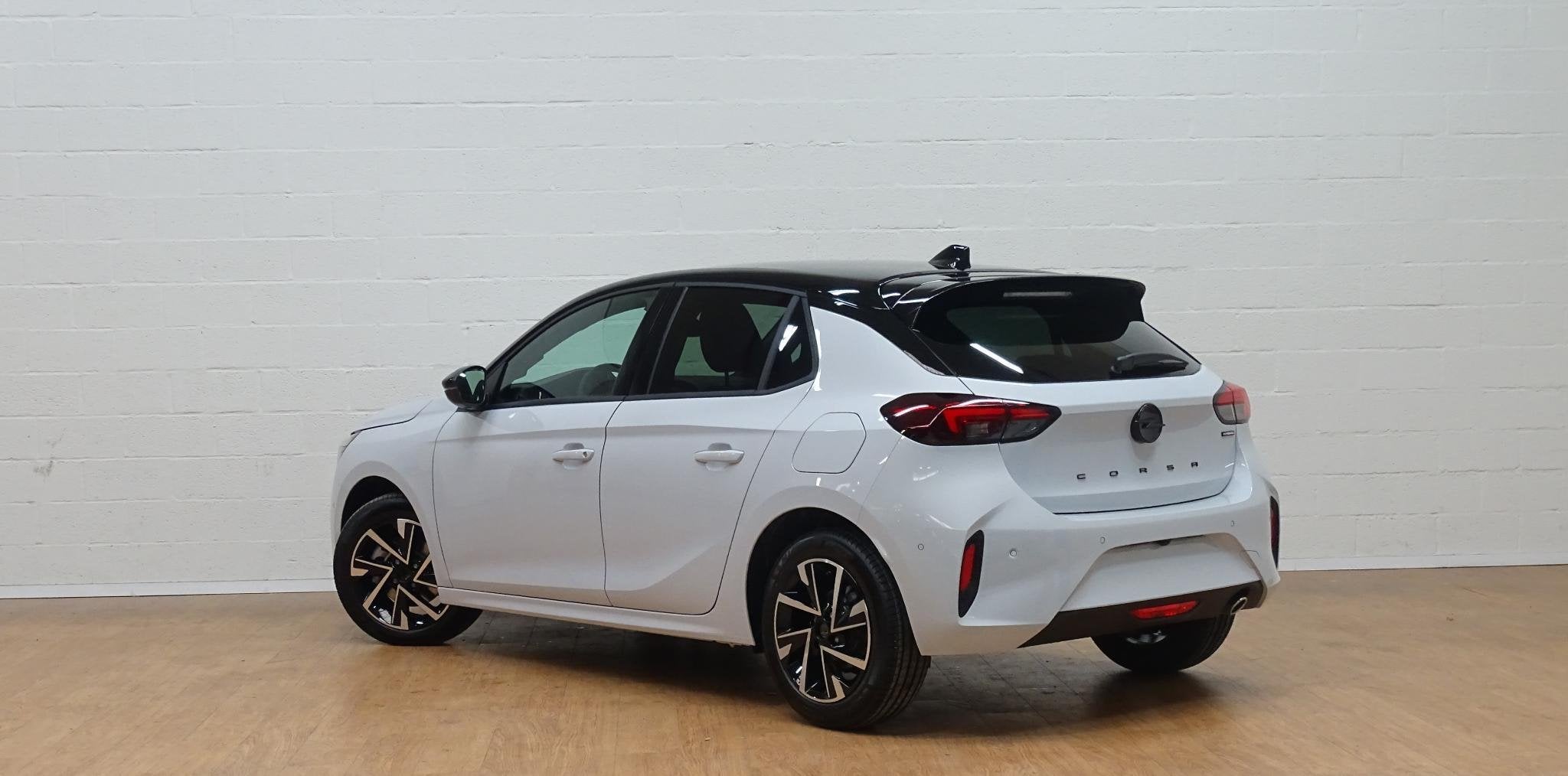 Opel Corsa 1.2 Turbo 74kW S/S GS, Voorwielaandrijving, Stof, Gebruikt, Zwart