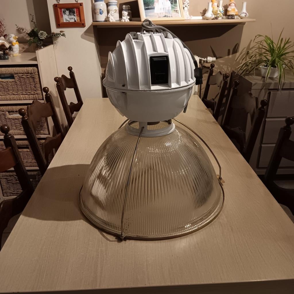 Lampe d'usine vintage, Enlèvement