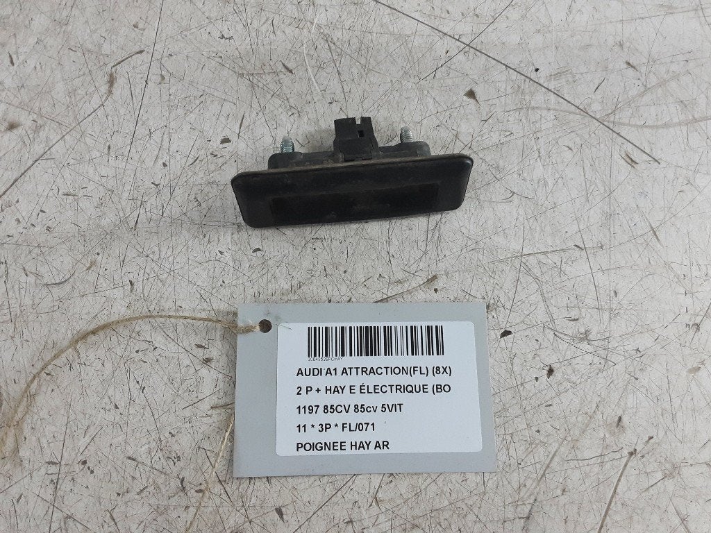 POIGNEE COFFRE / HAYON ARRIERE Audi A1 (8X1 / 8XK), Mevr. I. Hauben, Audi, Utilisé, Rue de l'Espoir 34 34
4030  GRIVEGNÉE, BE