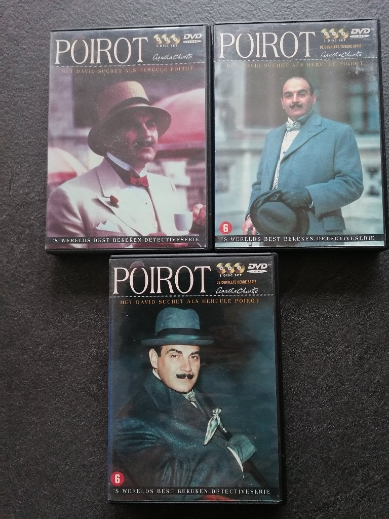 DVD Poirot –[ Agatha Chistie ] de éérste 3 serie’s., Cd's en Dvd's, Ophalen of Verzenden, Zo goed als nieuw, Thriller