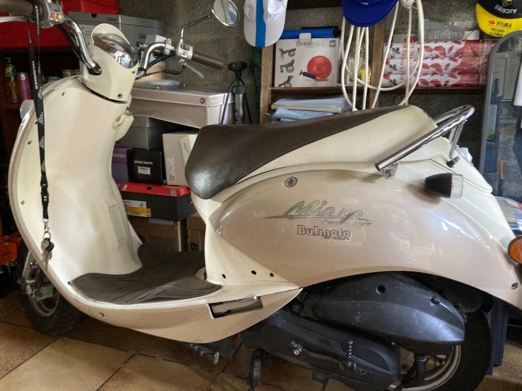 Mio 50.100 scooter, Gebruikt, 49 cc, Klasse B (45 km/u), Benzine
