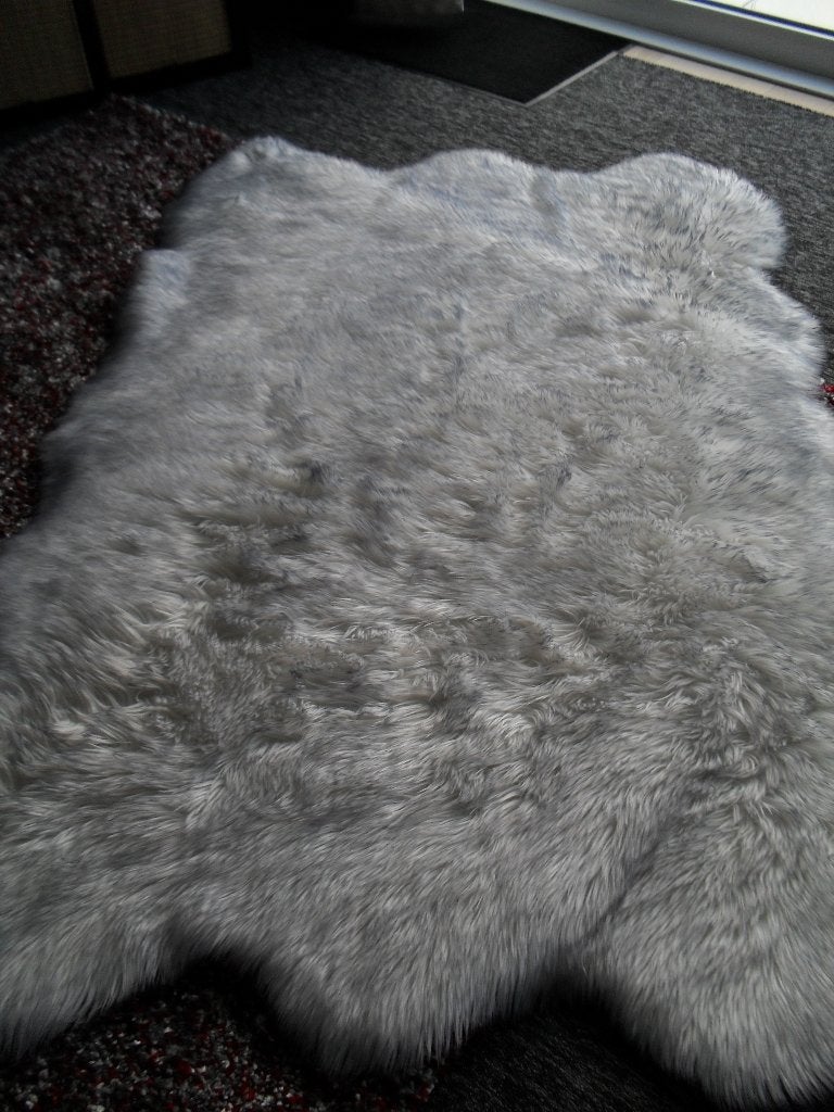 Groot tapijt in nepbont, Huis en Inrichting, Ophalen, Gebruikt, 100 tot 150 cm, 150 tot 200 cm
