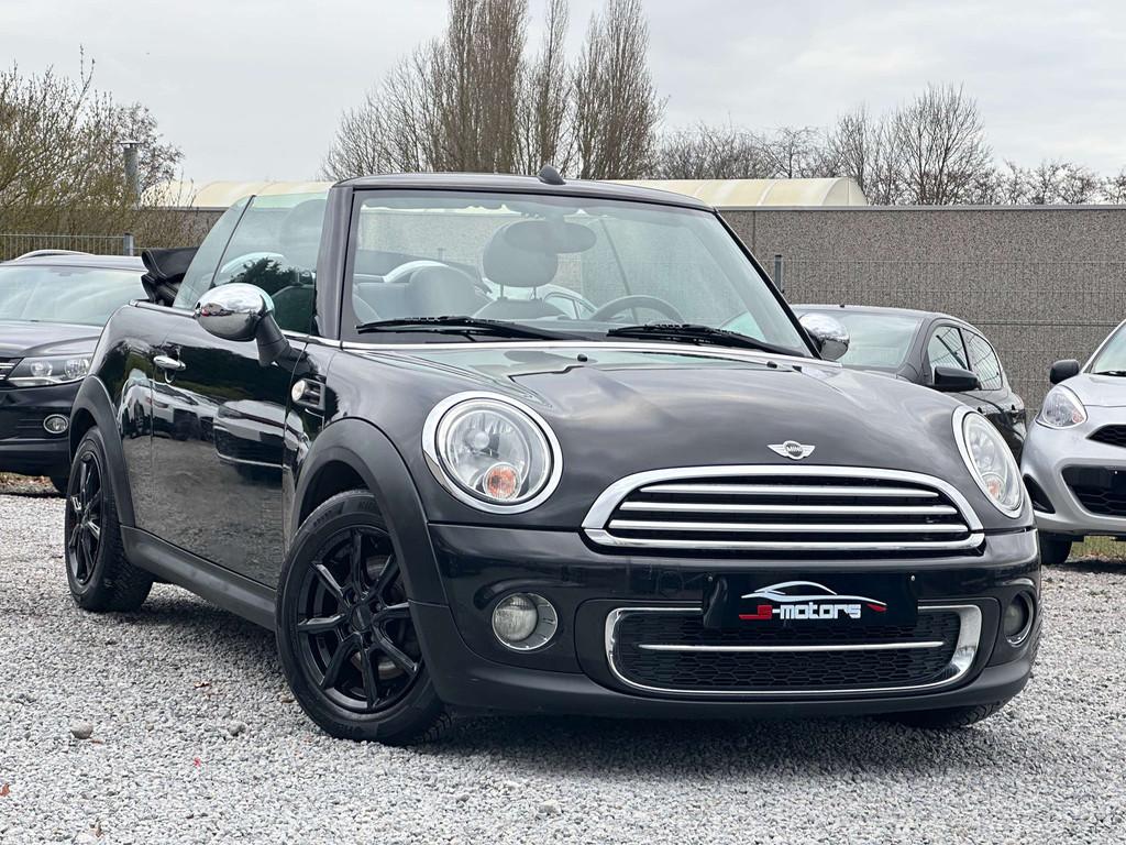 MINI Cooper D Cabrio 1.6 D • ROULE PARFAITEMENT (bj 2012), Voorwielaandrijving, Gebruikt, Cabriolet, Zwart