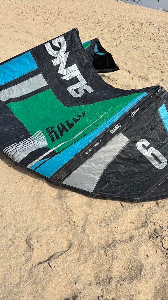 Slingshot rally 6, Sports nautiques & Bateaux, Kitesurf, Enlèvement, Comme neuf