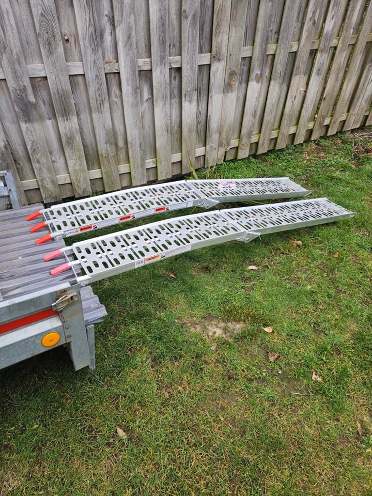 Rampes pour tondeuse à gazon L=226 cm (2 pièces 640 kg) Hout, Jardin & Terrasse, Tondeuses autoportées, Enlèvement