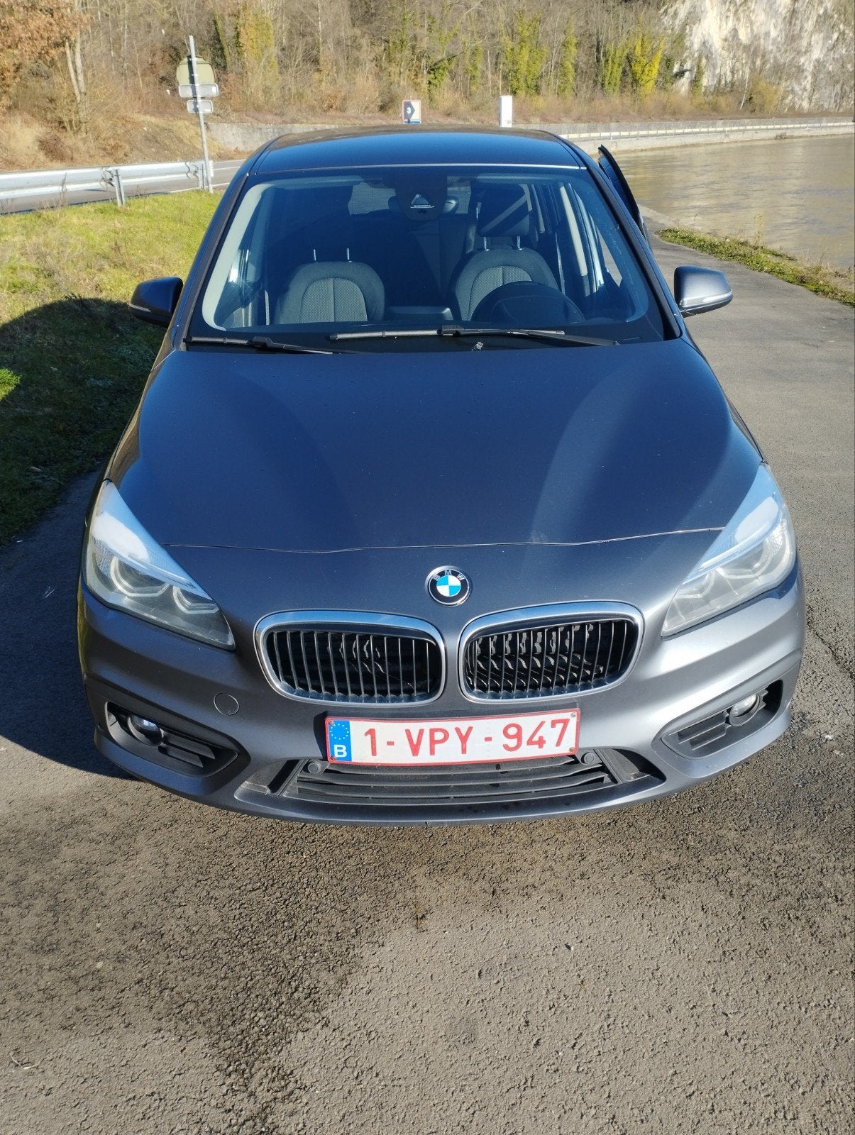 BMW 216D très bon état,134000 km, Auto's, Voorwielaandrijving, Stof, 5 deurs, Particulier