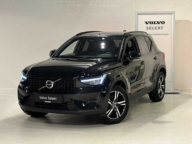 Volvo XC40 B3 Mild Hybride Plus Dark Geartronic, Auto's, Automaat, 1969 cc, Zwart, Hybride Elektrisch/Benzine