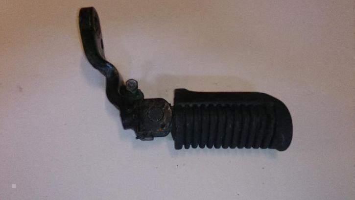 Yamaha XZ550 voetsteun rechts step footstep linker voetstep, Ophalen of Verzenden, Gebruikt