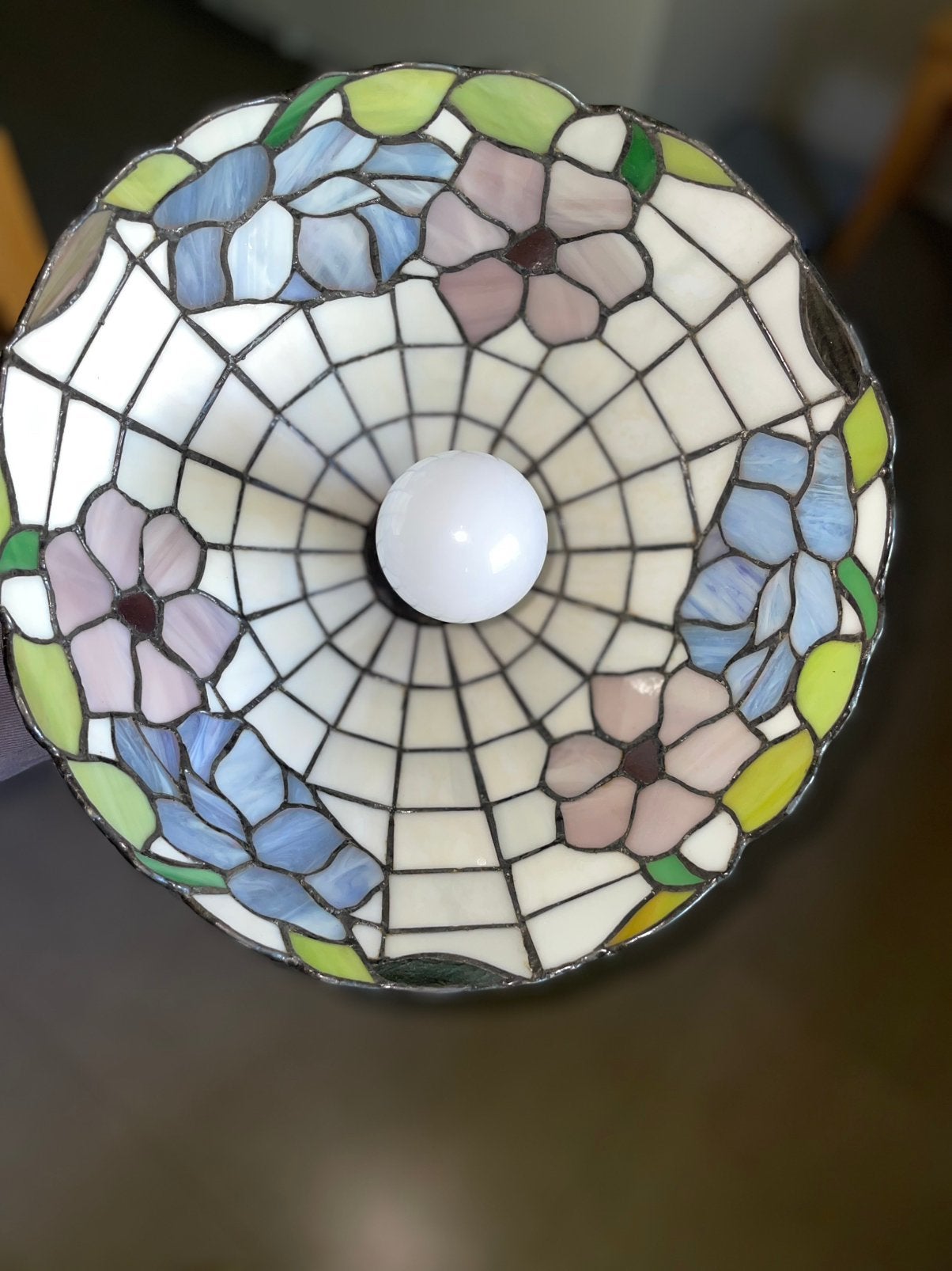 Tiffany glas in lood Hanglamp aan ketting 30cm dia., Ophalen, Zo goed als nieuw, Glas