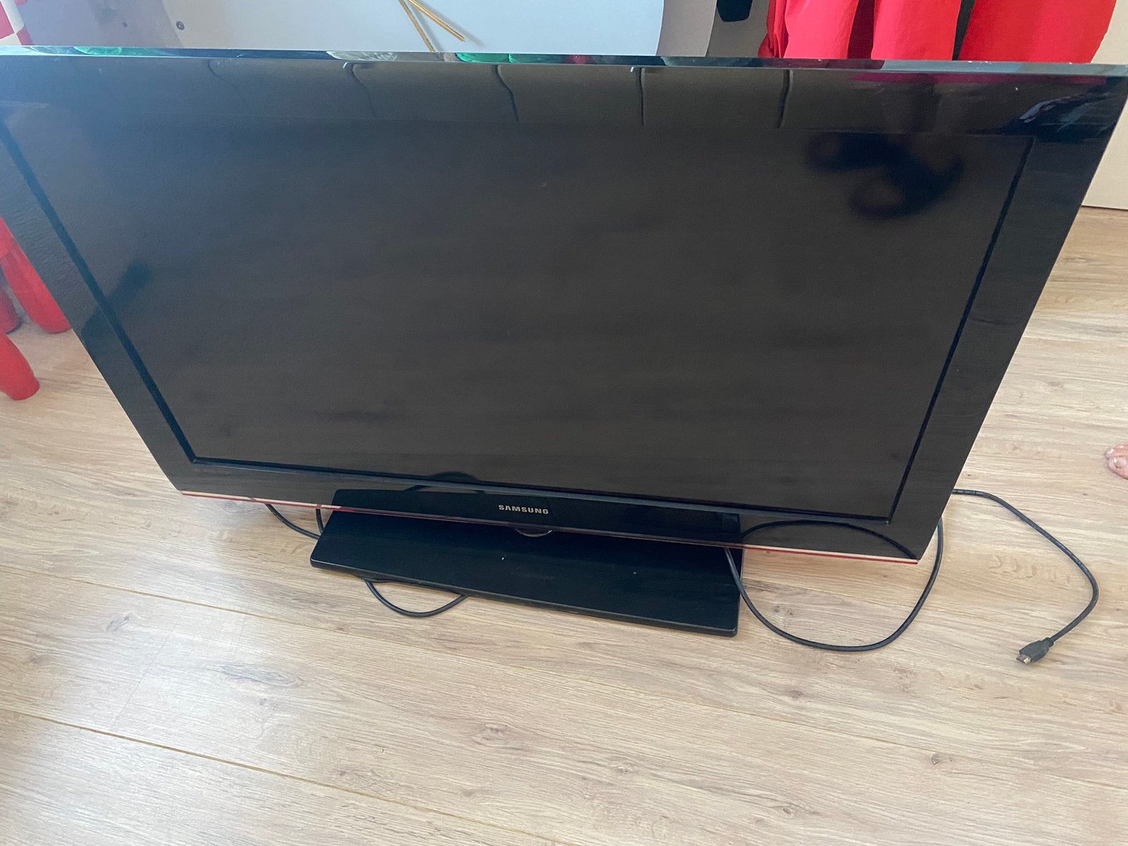 Tv, Comme neuf, HD Ready (720p), LCD, 100 Hz