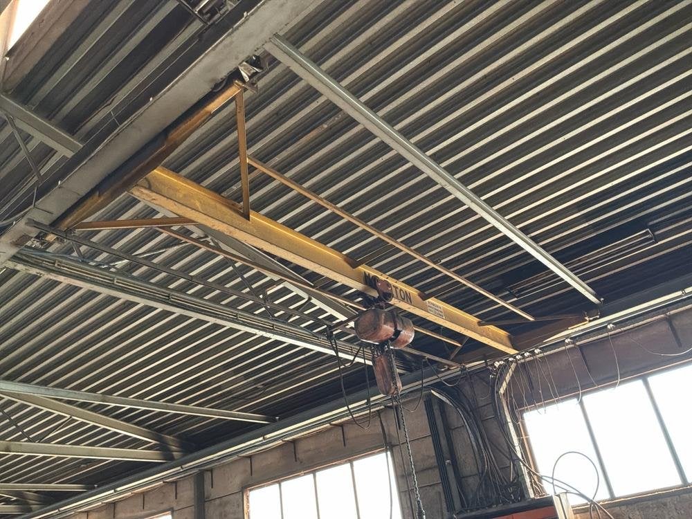 Grue à flèche de 1 tonne, Grue