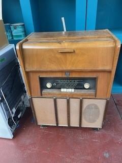 Ancien meuble radio & platine vinyle “His Master’s Voice”, Antiquités & Art, Antiquités | TV & Hi-Fi, Enlèvement