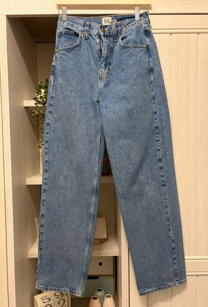 BDG jeans, maat W28 (W28/L 32), Blauw, Ophalen of Verzenden, Zo goed als nieuw, Urban Outfitters