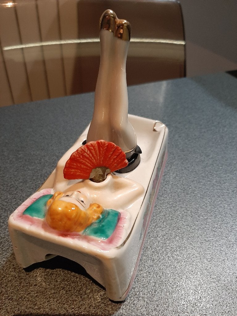Vintage Naughty Nodder, Pin-up en porcelaine, Japon,  1950, Enlèvement ou Envoi