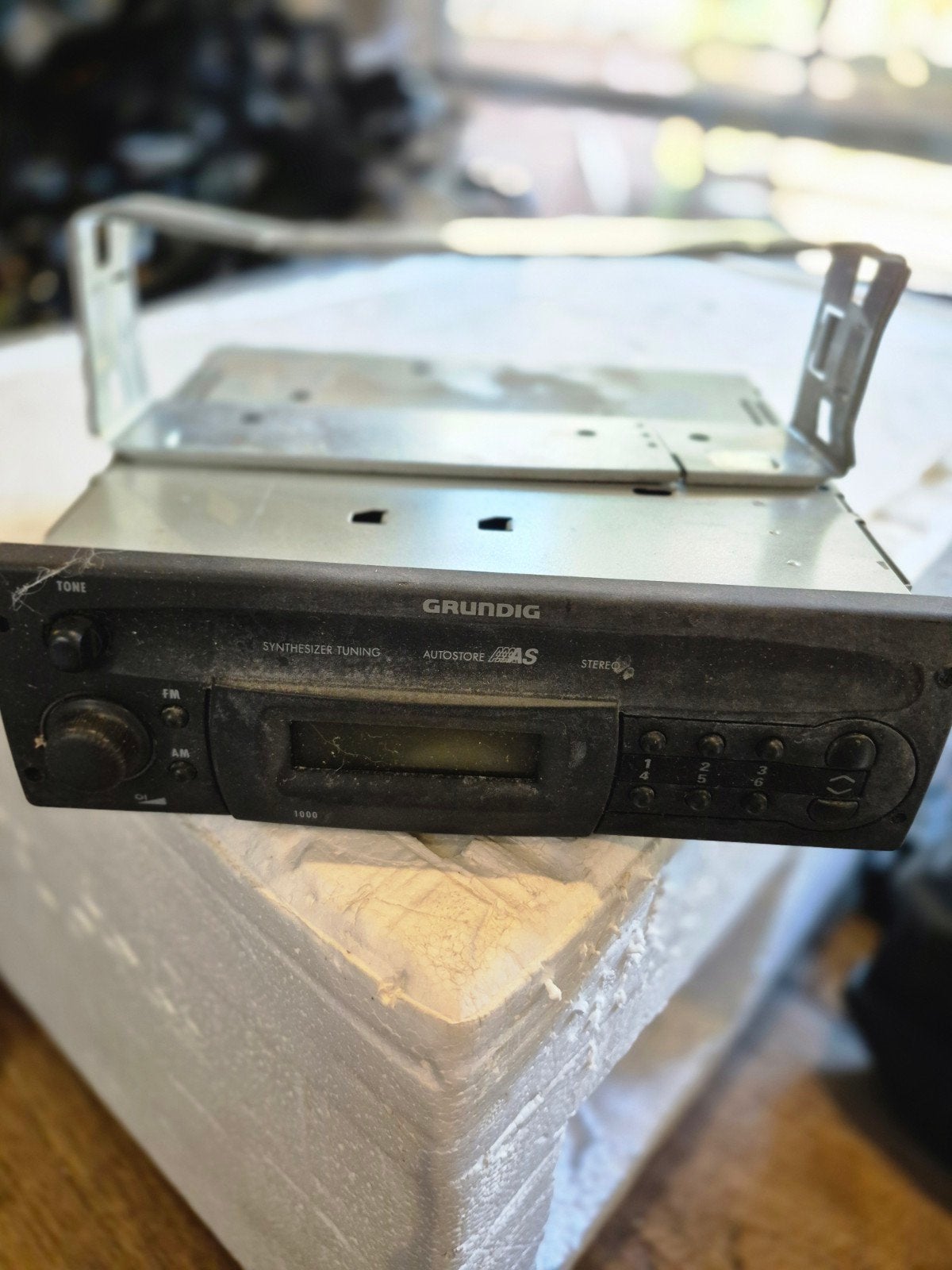 oude autoradio, Ophalen