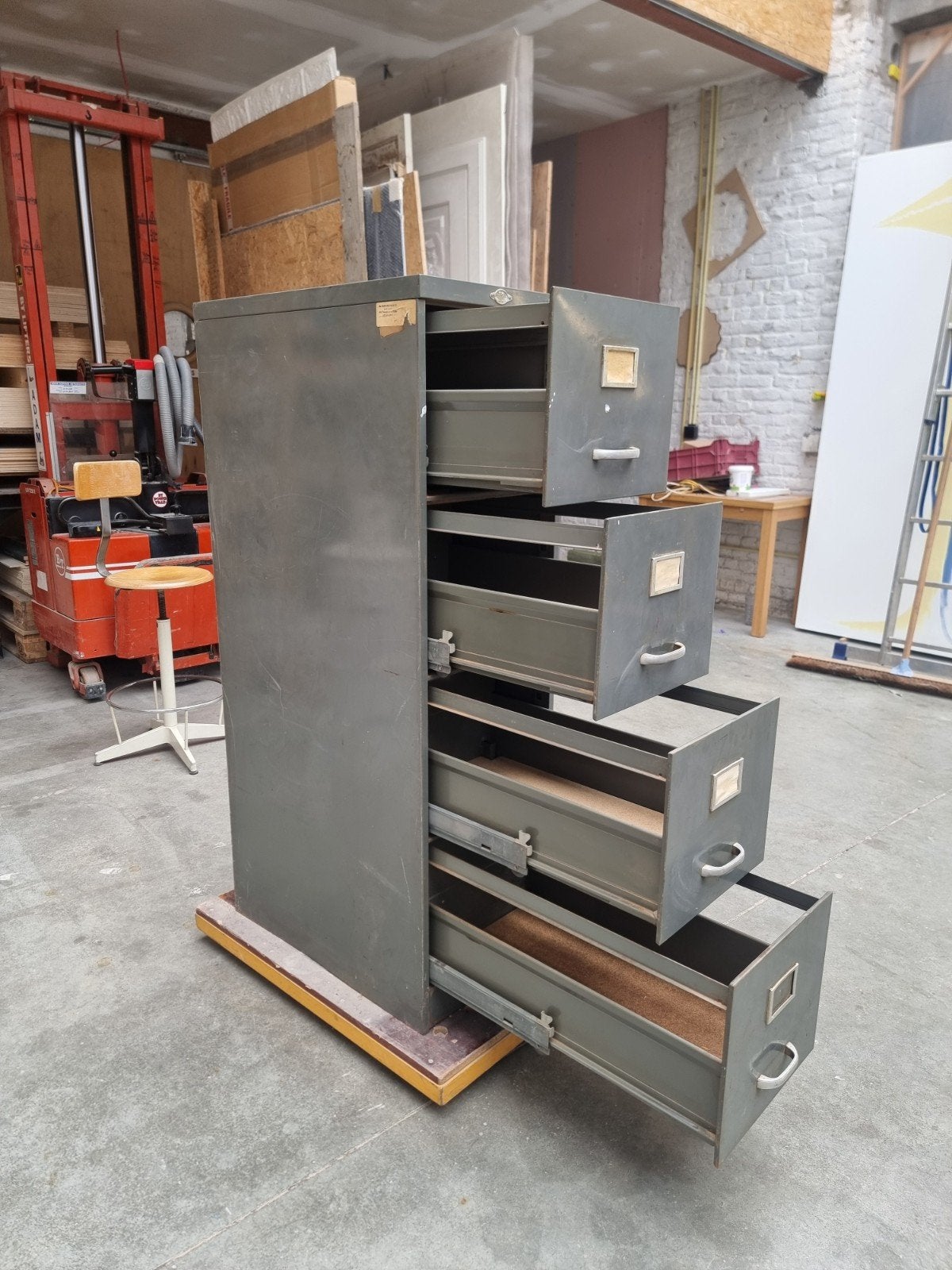 Vintage lade kast, Ophalen