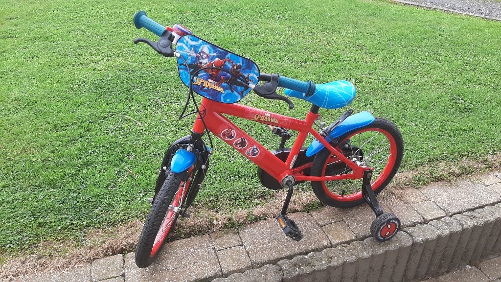 Velo enfants décoration Spiderman, Vélos & Vélomoteurs, Frein sur jante, Stabilisateurs, 16 à 20 pouces, Enlèvement