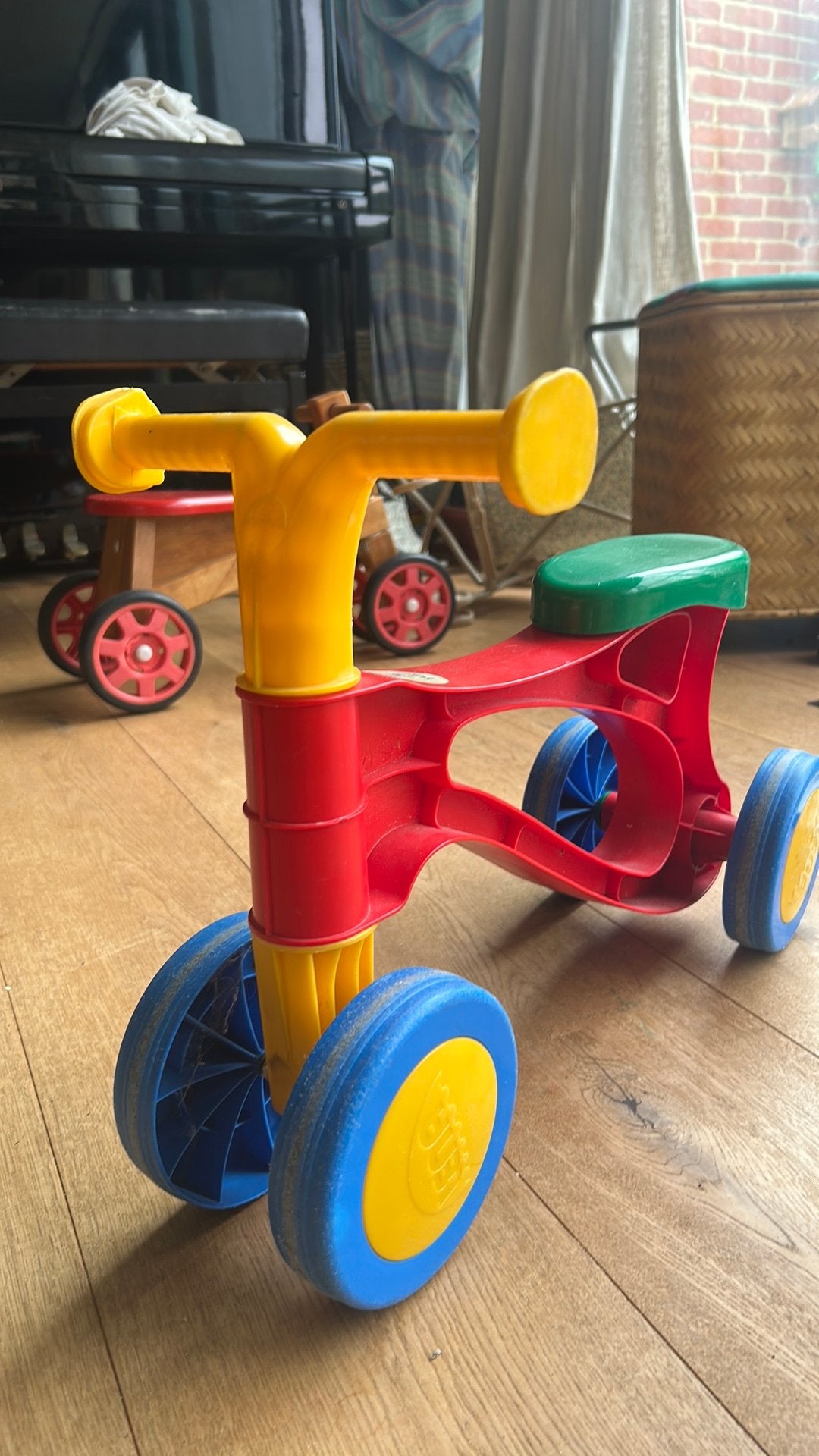 Leuk loopfietsje, Enfants & Bébés, Jouets | Extérieur | Véhicules & Draisiennes, Enlèvement, Comme neuf