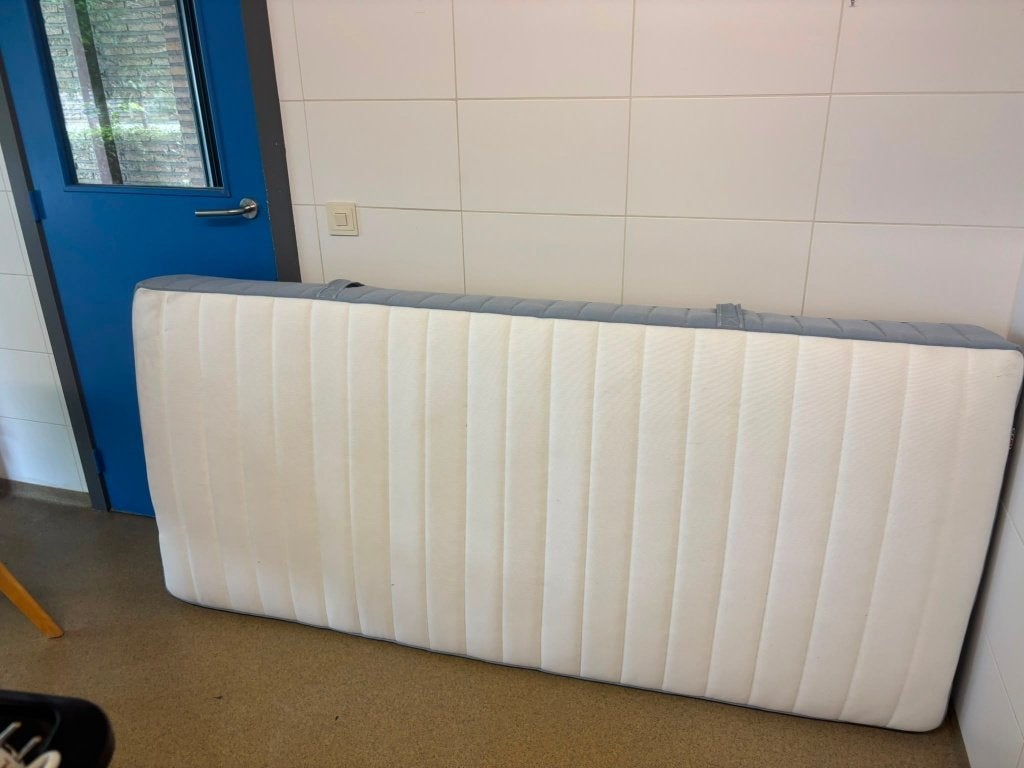 matrassen set met matraswig & beschermhoes, Huis en Inrichting, Ophalen, 90 cm, Eenpersoons, Zo goed als nieuw