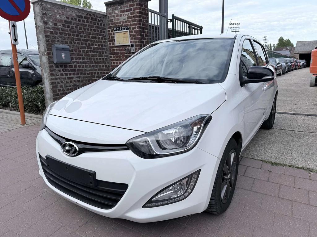 Hyundai i20 1.2 I EDITION COMFORT (bj 2014), Auto's, Hyundai, Euro 5, Stof, Gebruikt, Zwart