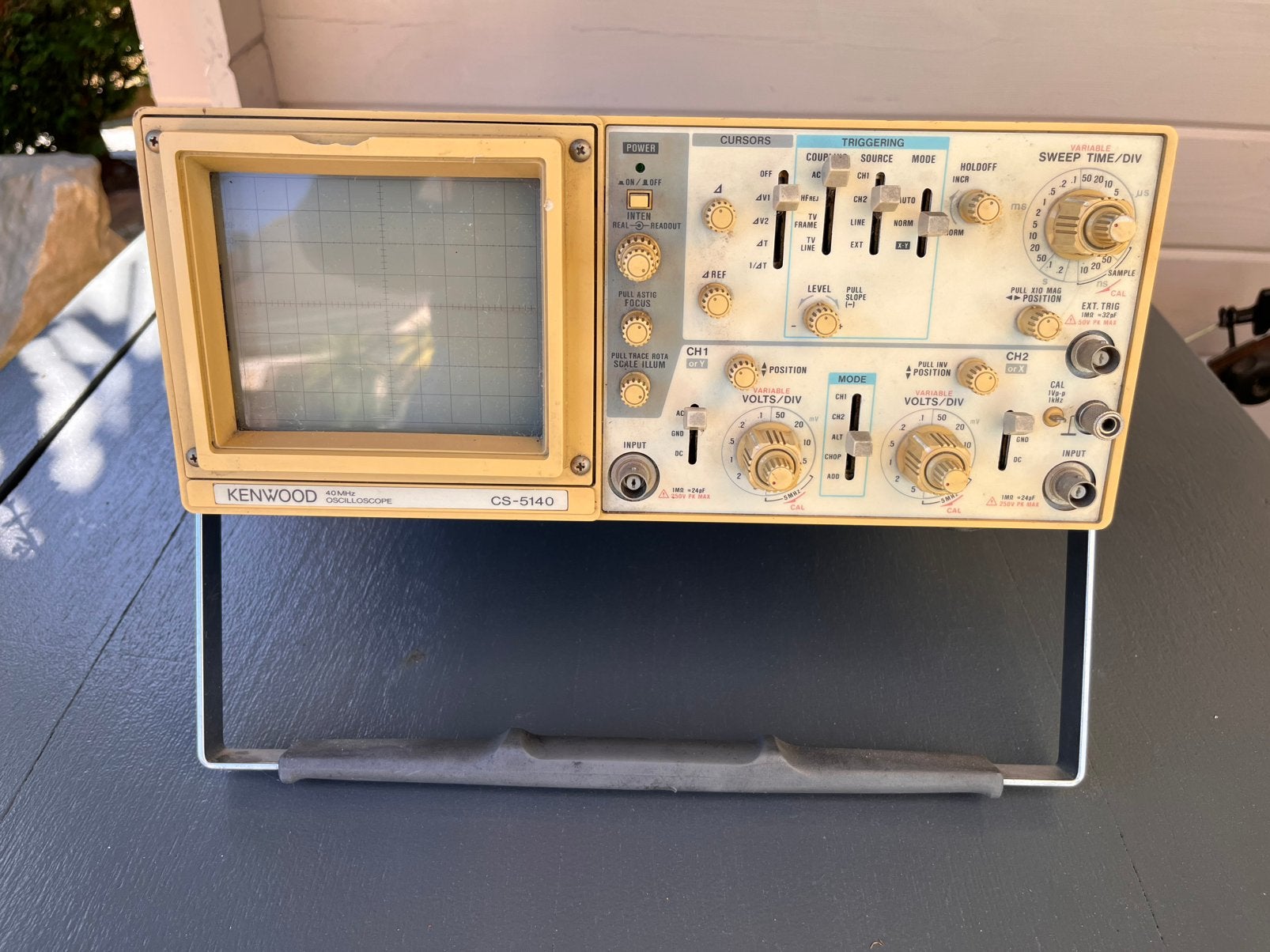 Oscilloscope Kenwood., Bricolage & Construction, Instruments de mesure, Utilisé, Enlèvement ou Envoi
