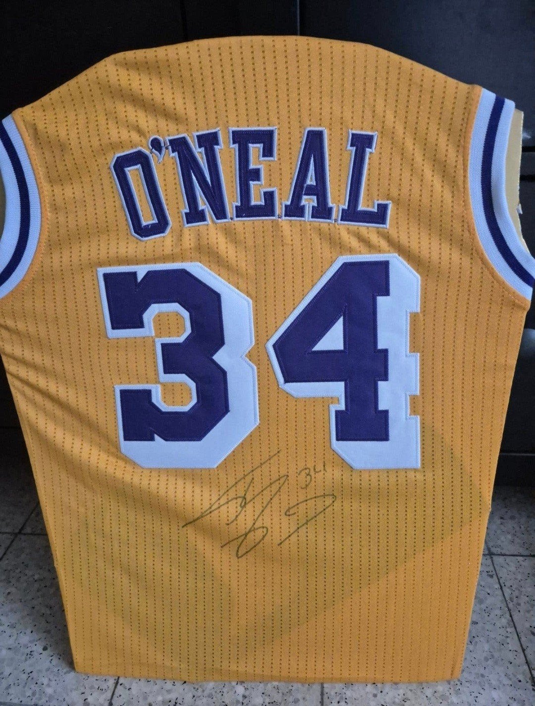 Gesigneerd Shaquille O'Neal, Ophalen, Zo goed als nieuw, Kleding