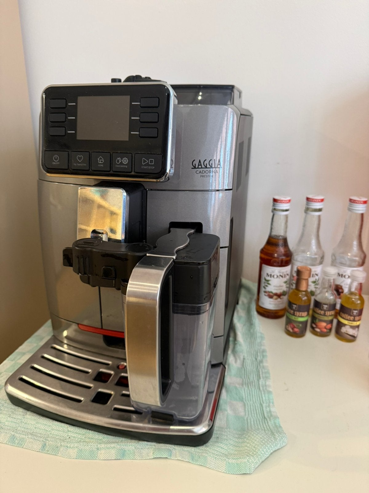GAGGIA Cadorna Prestige, Electroménager, Cafetières, Comme neuf, Café en grains, Cafetière, 10 tasses ou plus, Réservoir d'eau amovible