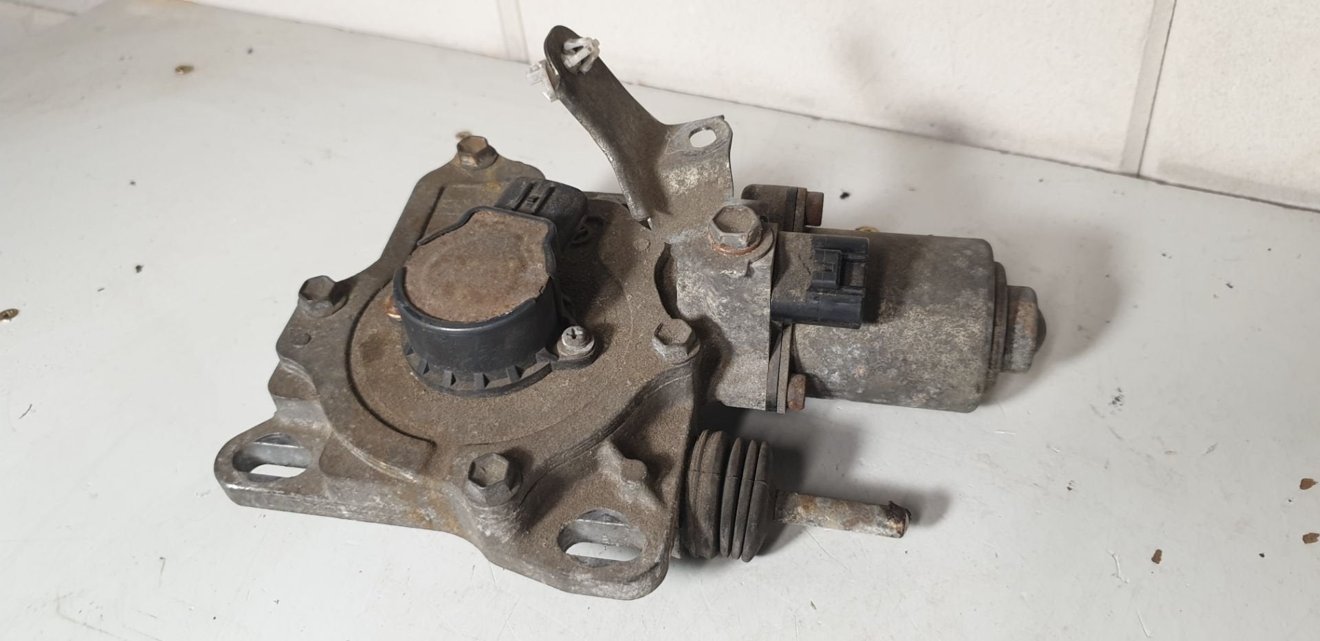 Koppelingsactuator C1 107 Aygo P0810 foutcode sensodrive MMT, Gebruikt, Citroën, Stellantis N.V., Taurusavenue 1
2132 LS  Hoofddorp, NL