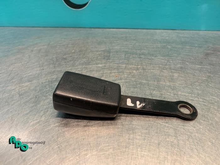 Veiligheidsgordel Insteek links-voor van een Nissan Almera (, Gebruikt, -, -, Ophalen of Verzenden