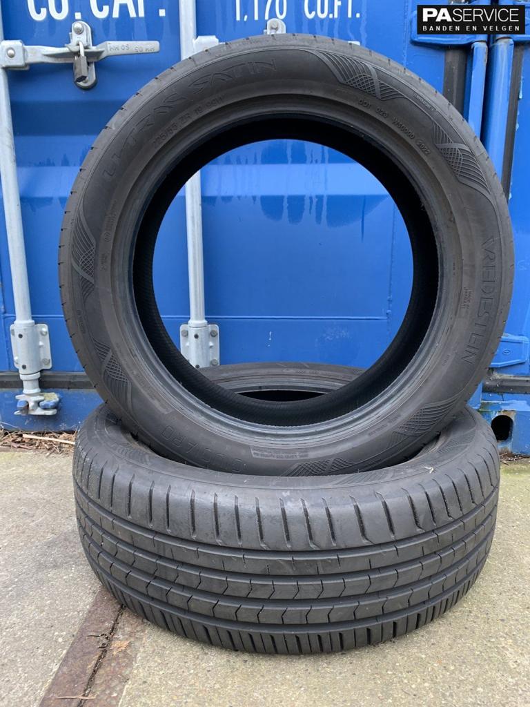 2x Vredestein 225 55 19 Zomerbanden met 7 mm, Auto-onderdelen, Banden en Velgen, Gebruikt, -, -, Banden en Velgen