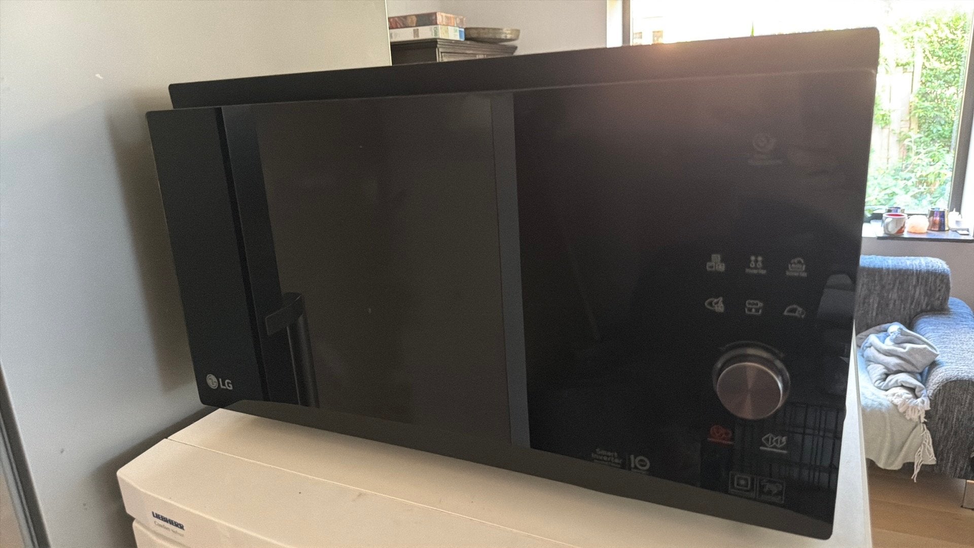 LG MJ3965B combioven / microgolf, Electroménager, Micro-ondes, Gril, Enlèvement, Utilisé, 45 à 60 cm
